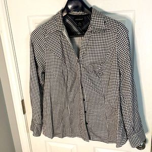 Lane Bryant black and white hounds tooth button down shirt